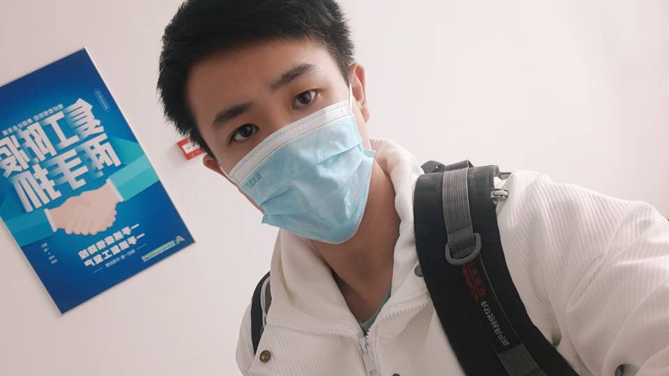 找爬山搭子