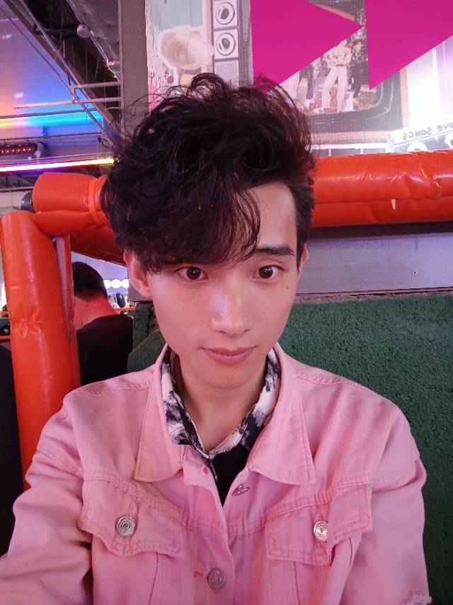 找爬山搭子
