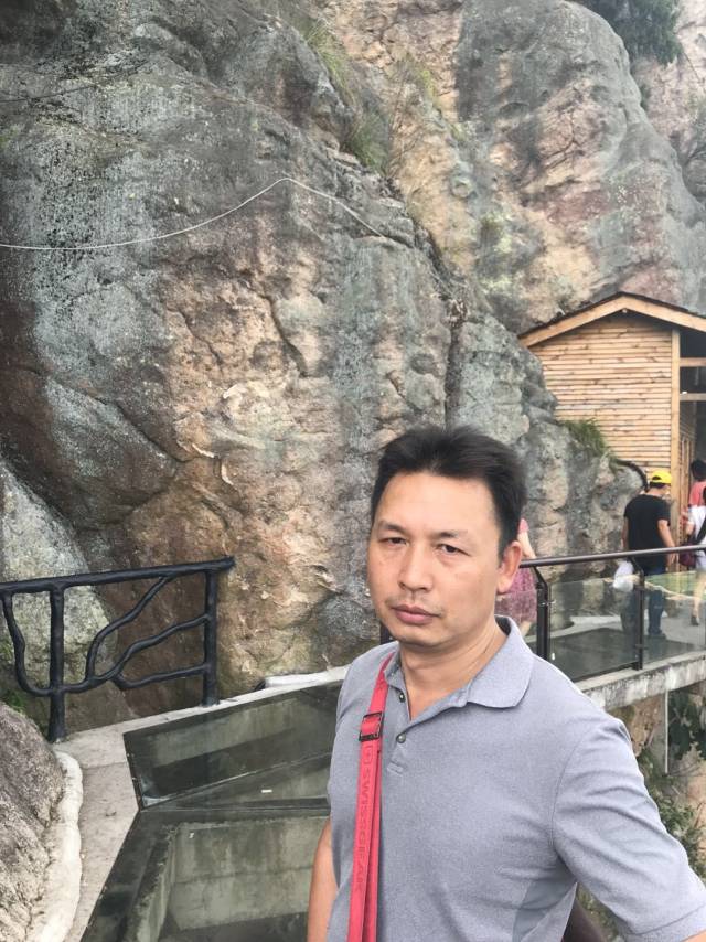 找旅游搭子