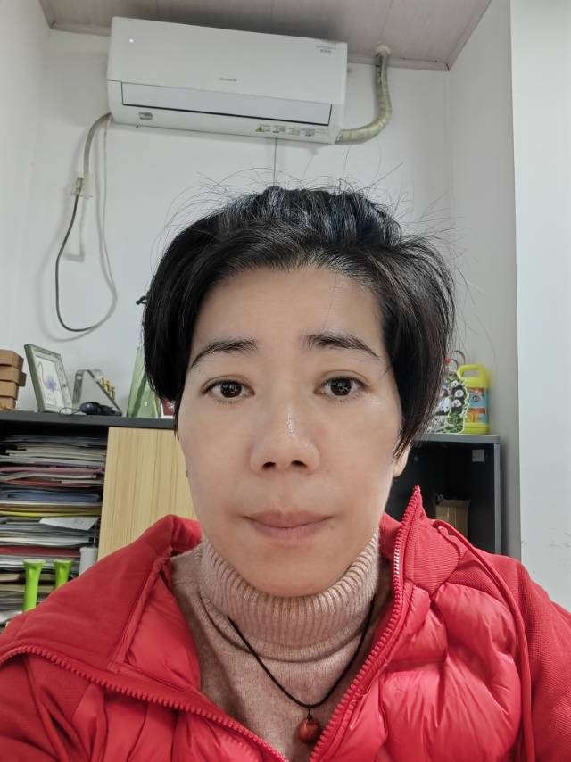 找爬山搭子