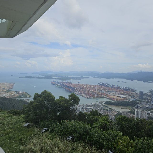 找爬山搭子