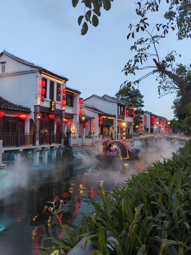 找游玩吃饭搭子