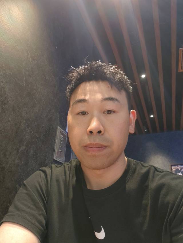 找爬山搭子