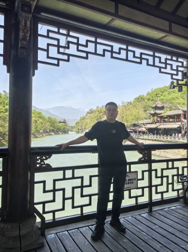 找旅行唱歌吃饭搭子
