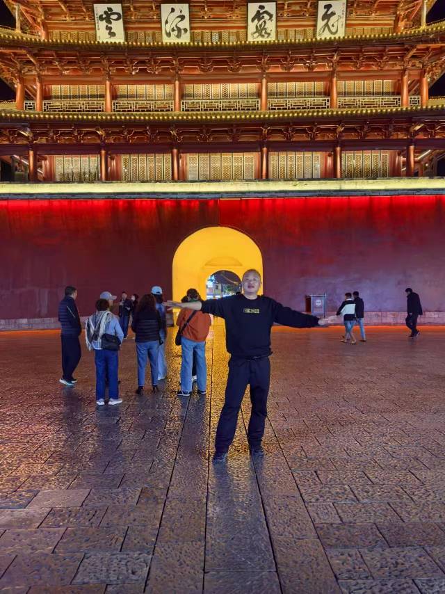 找喝酒聊天搭子