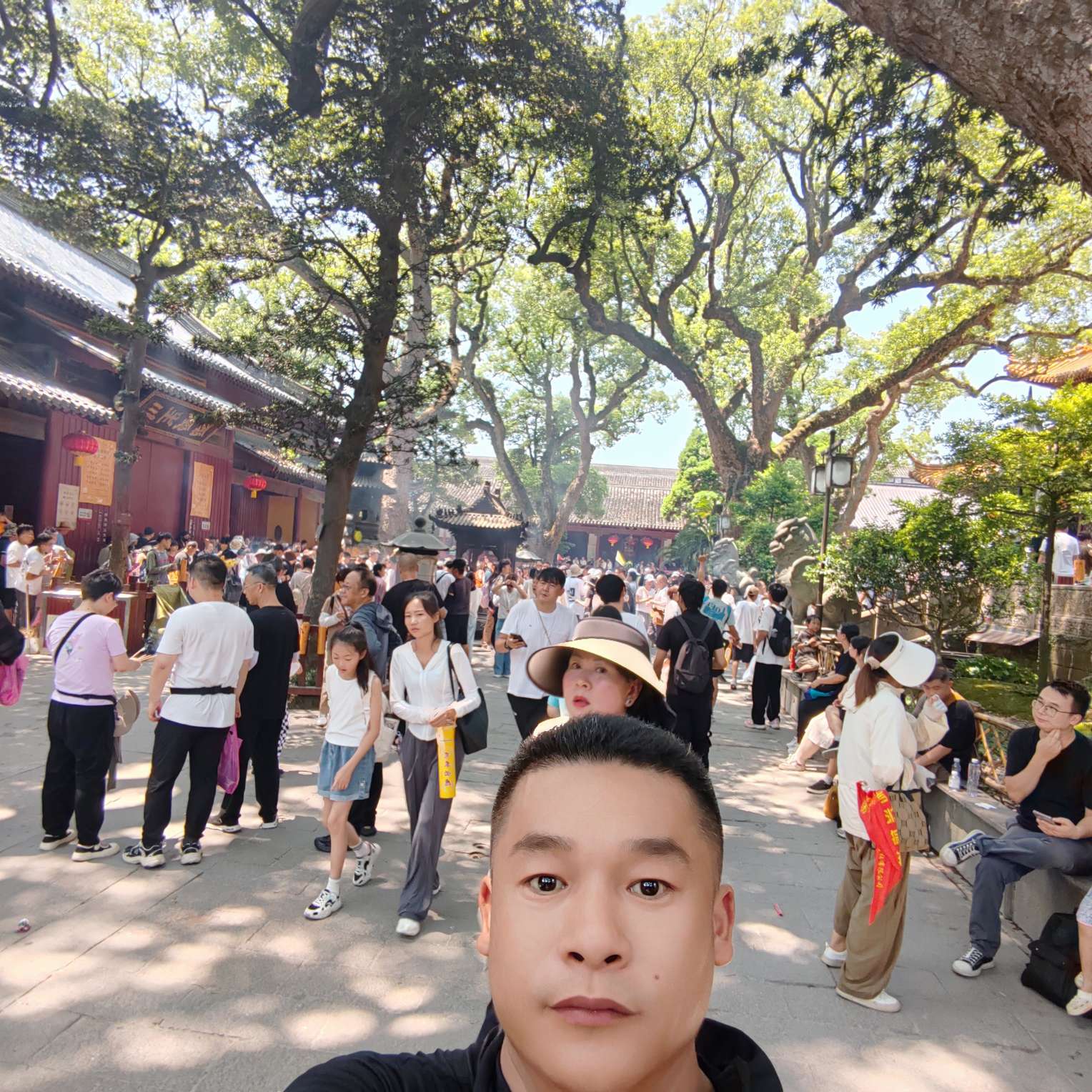 找聊天或者旅游搭子
