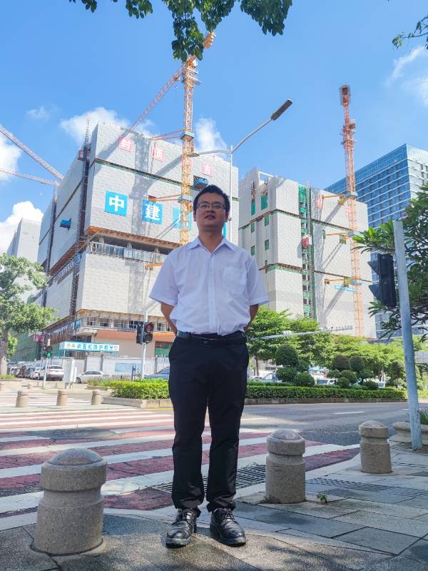 找旅游或图书馆搭子