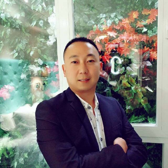 找相亲搭子