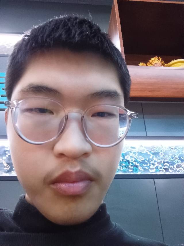 找徒步或者电滑搭子