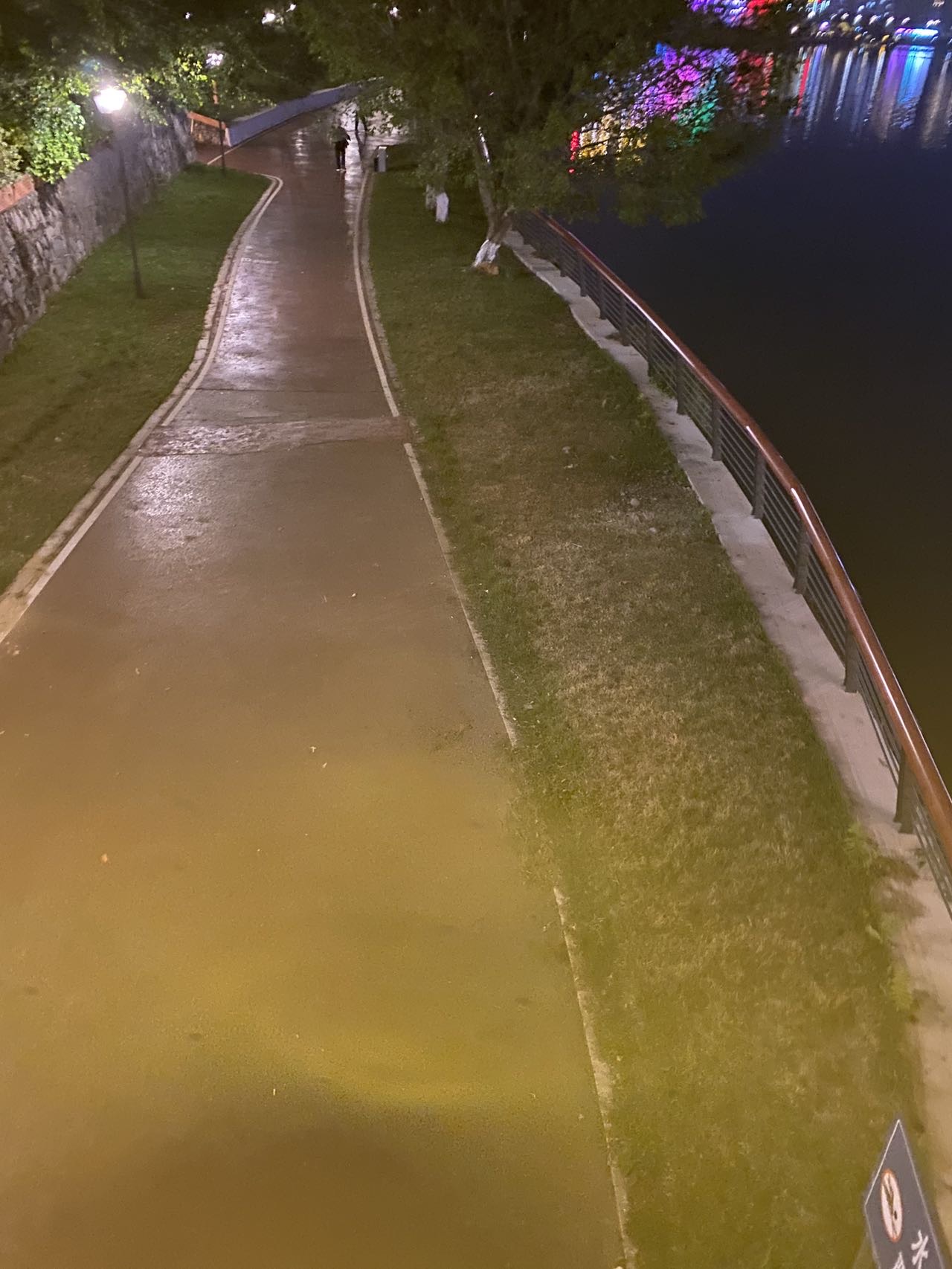 找走路散步搭子