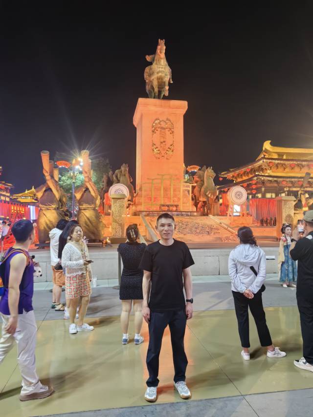 找旅游搭子
