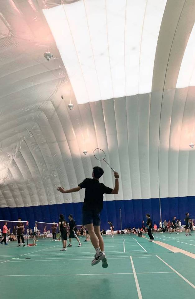 找羽毛球搭子