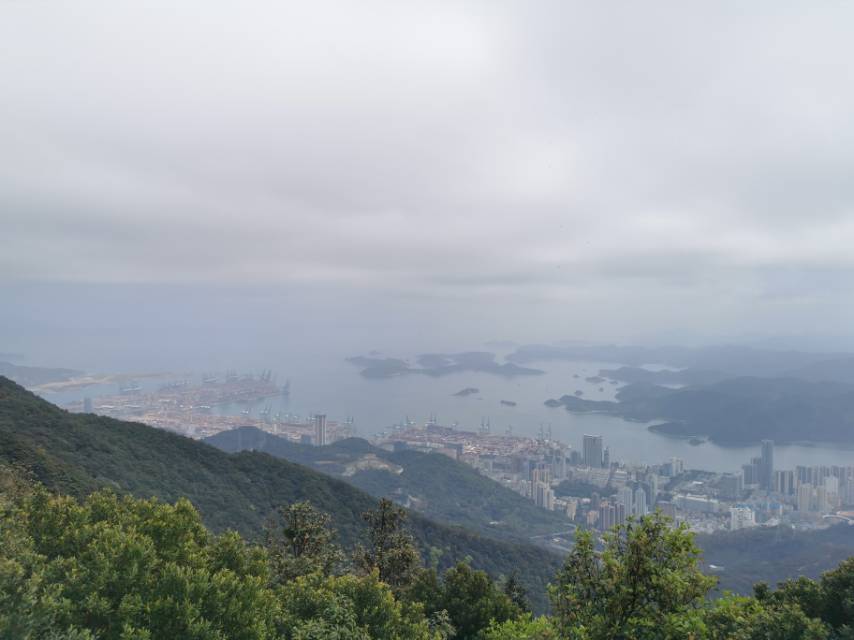 找羽毛球搭子