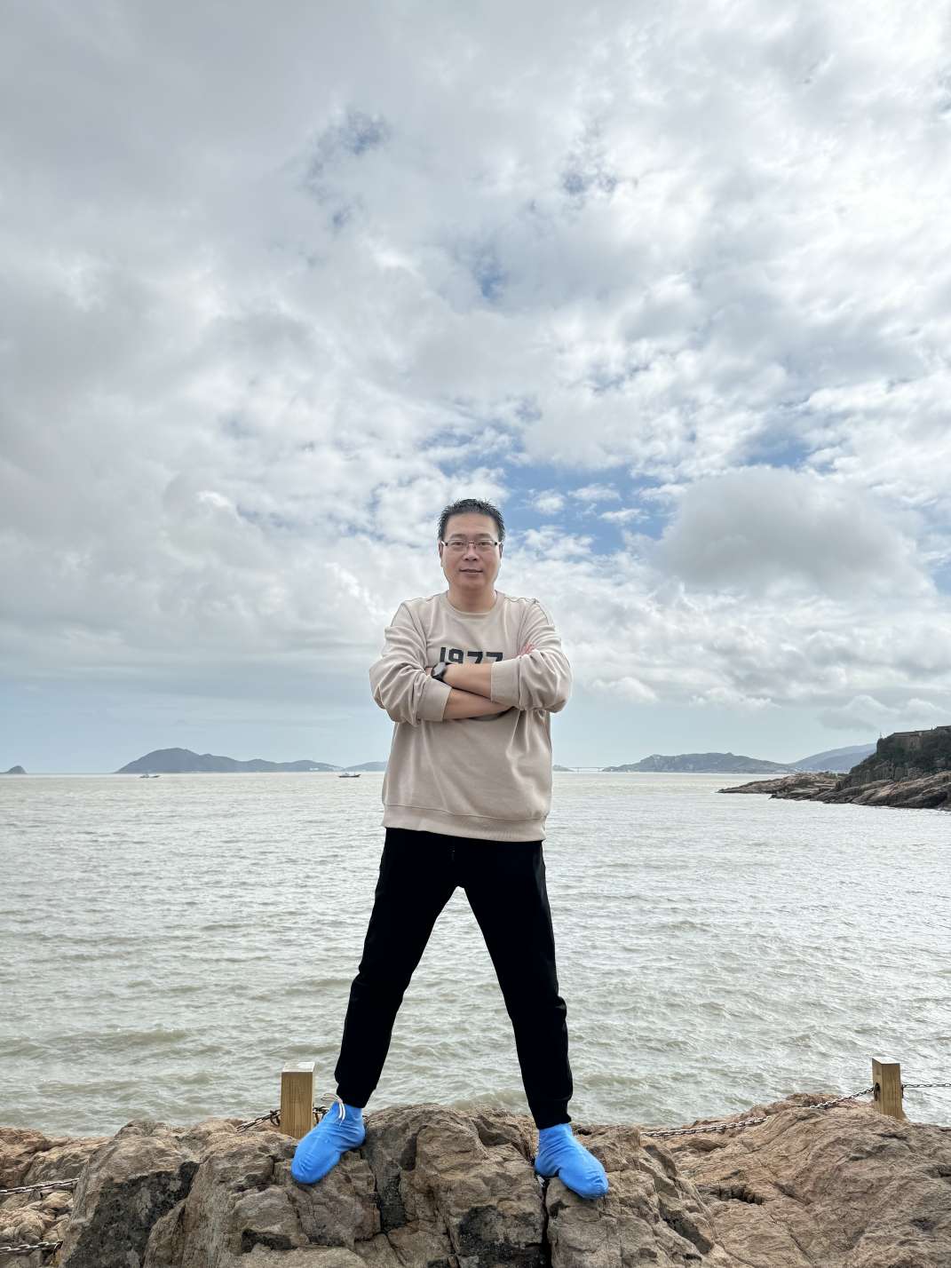 找活泼开朗的搭子