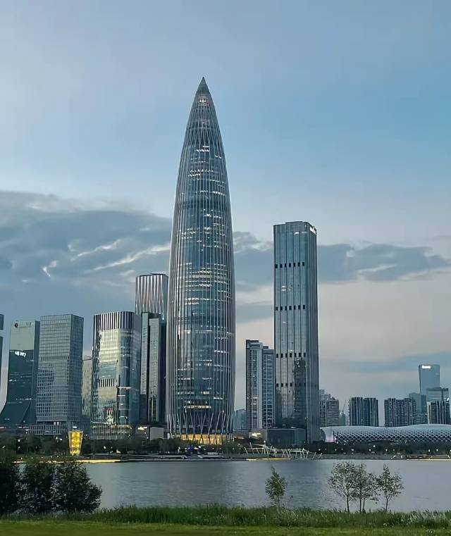 找吃喝玩乐搭子