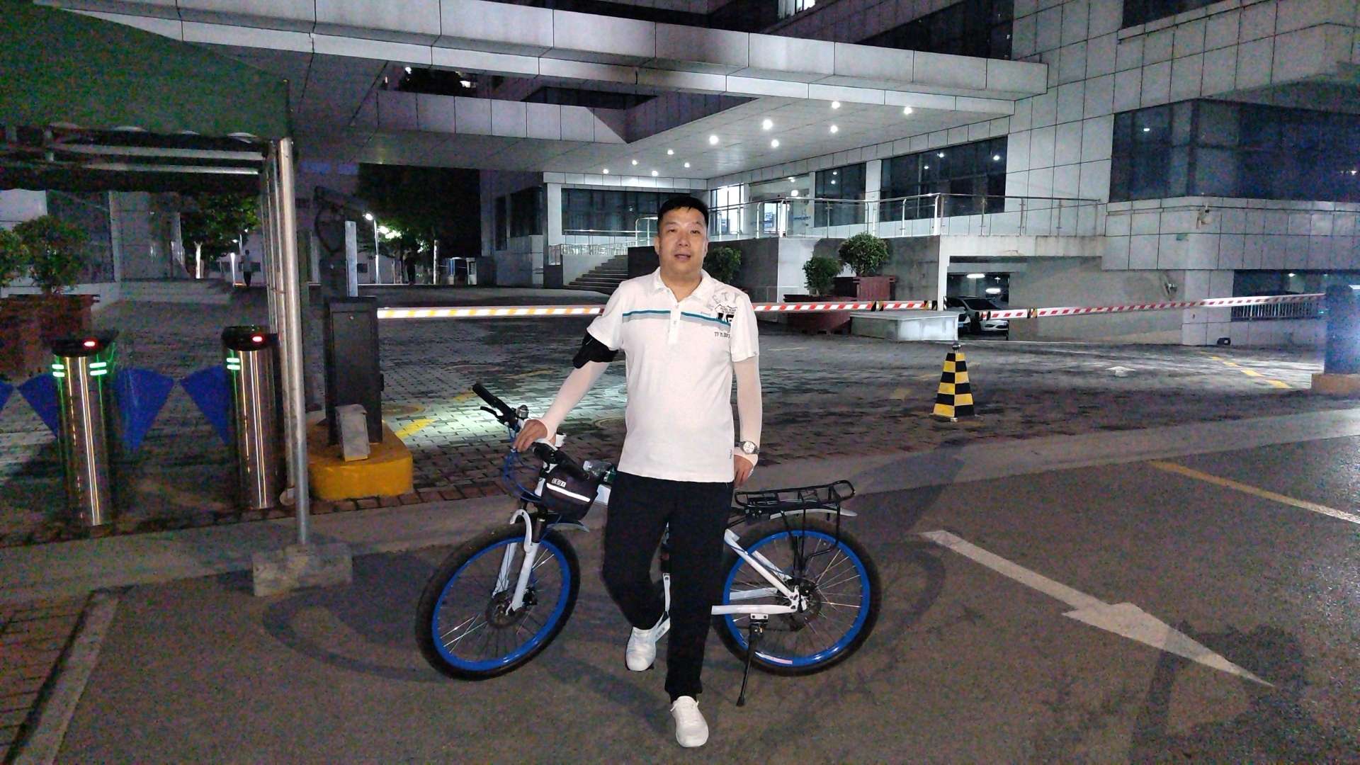 找自驾游搭子