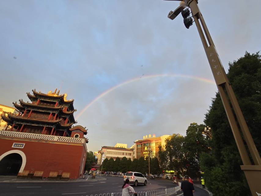 找羽毛球搭子