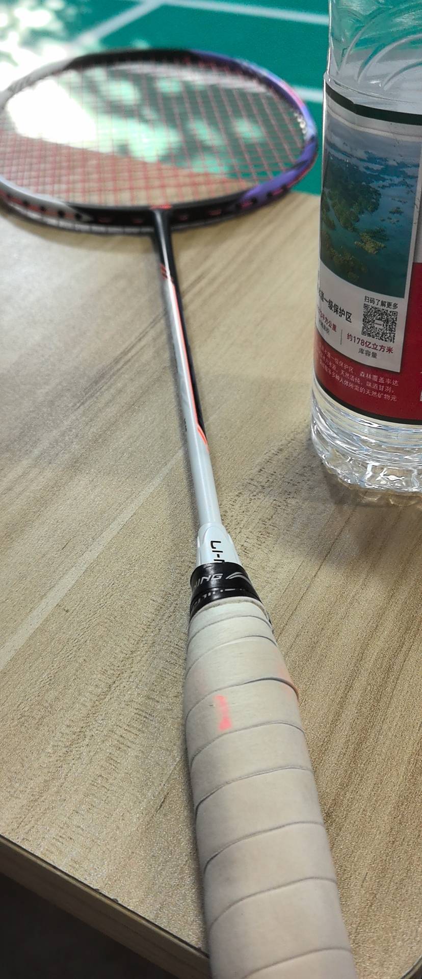 找应酬或羽毛球搭子