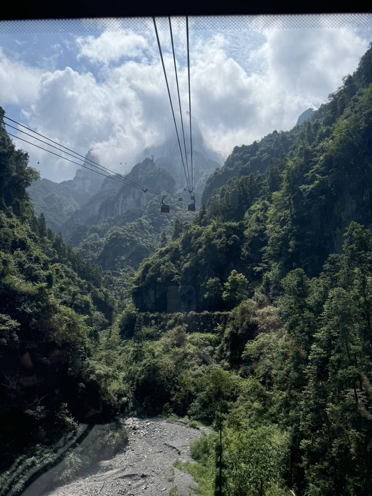 找旅游搭子