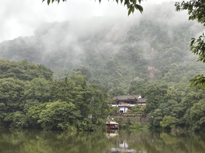 找旅游搭子