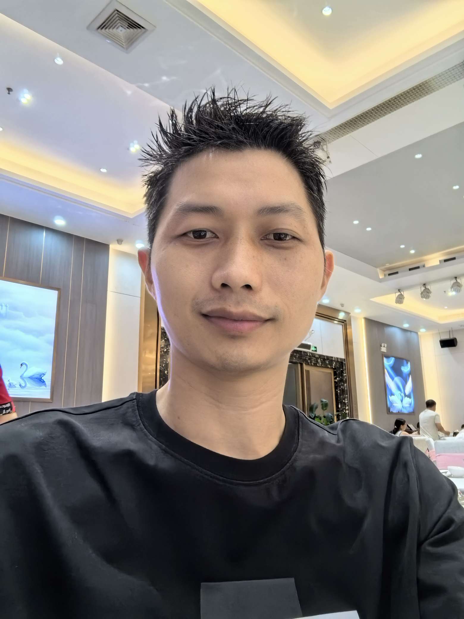 找爬山搭子