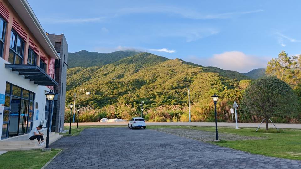 找爬山搭子
