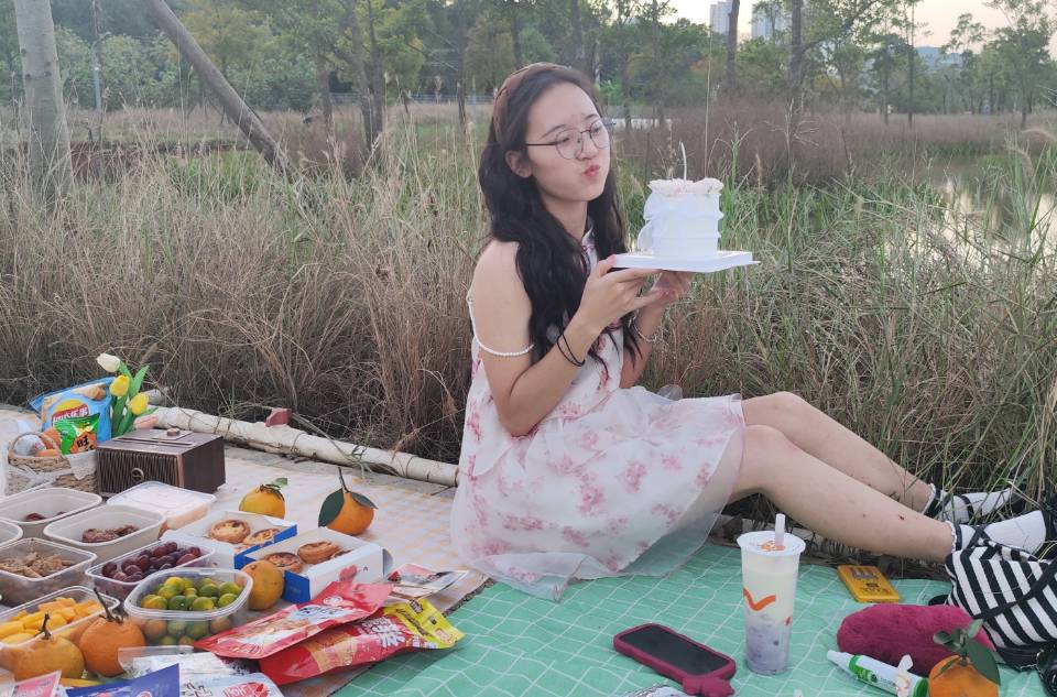找户外搭子