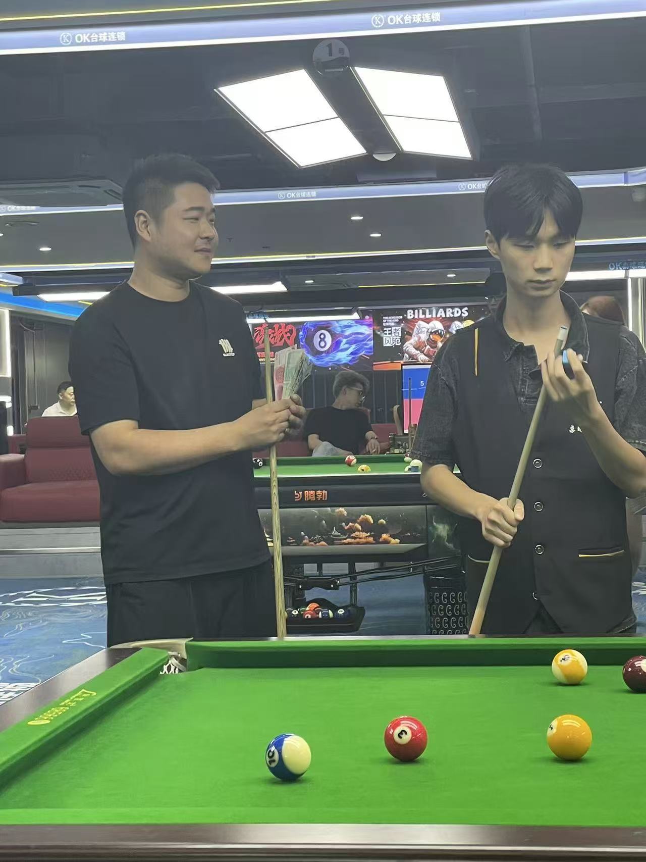 找台球搭子