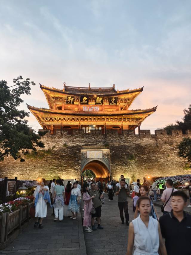 找旅游搭子