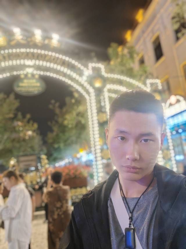 找旅游搭子