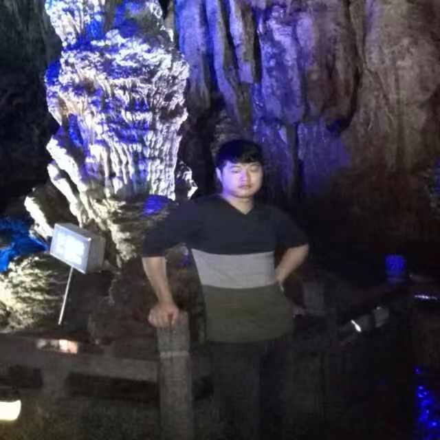 找爬山搭子