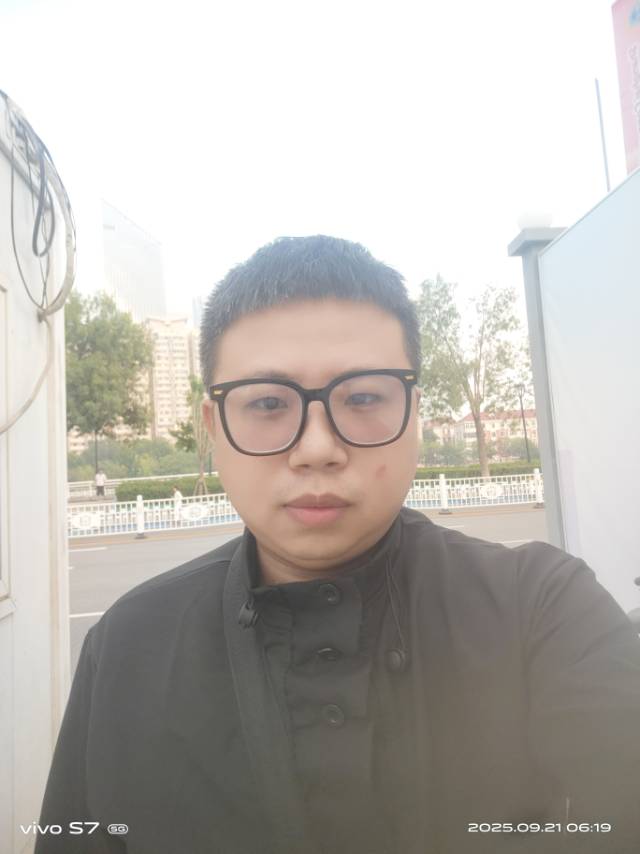 找吃喝玩搭子