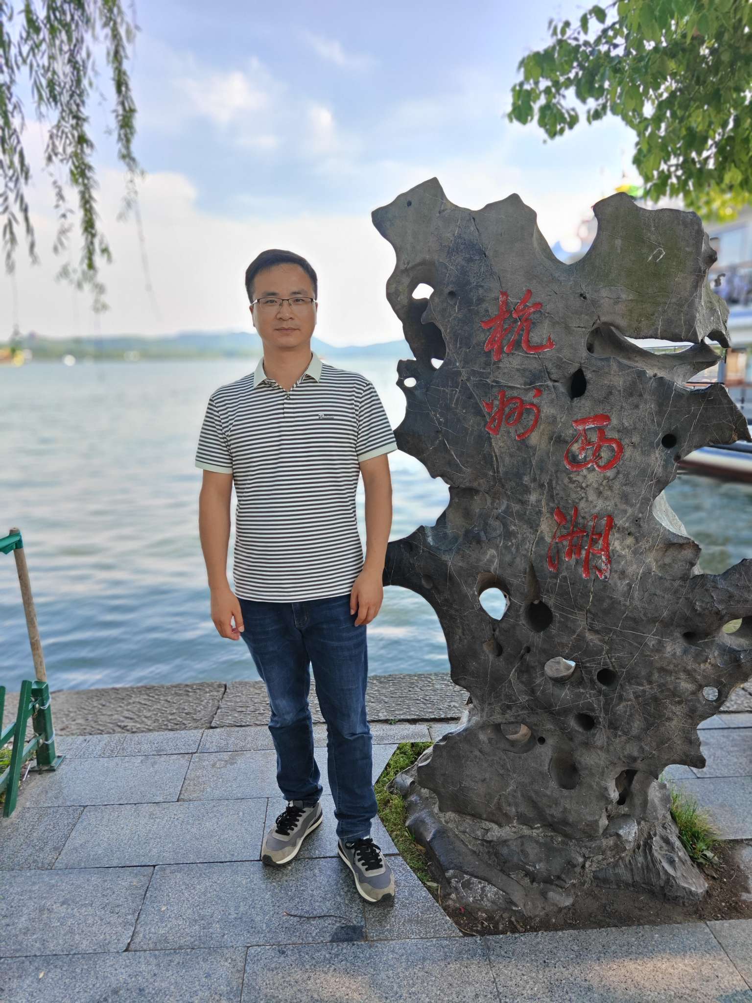 找周边自驾游搭子