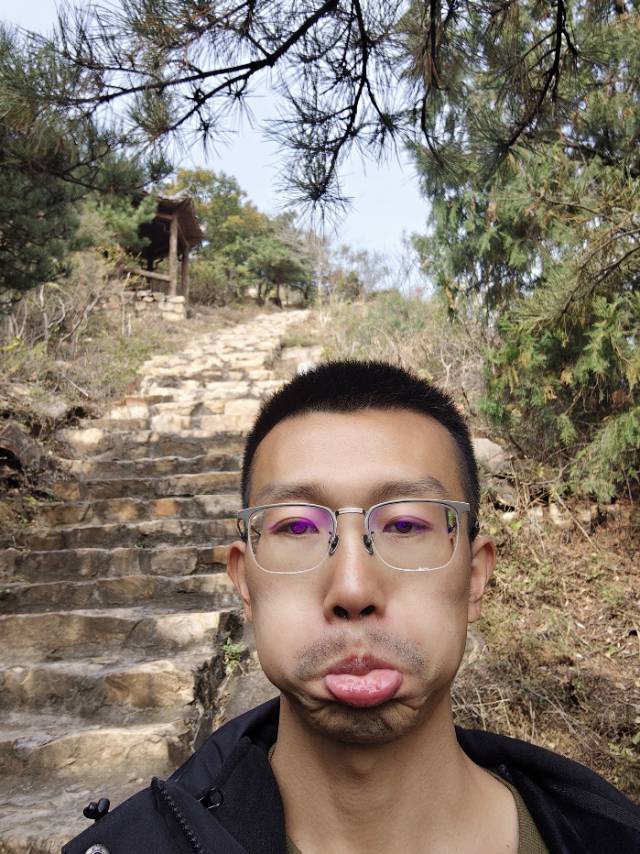 找爬山搭子