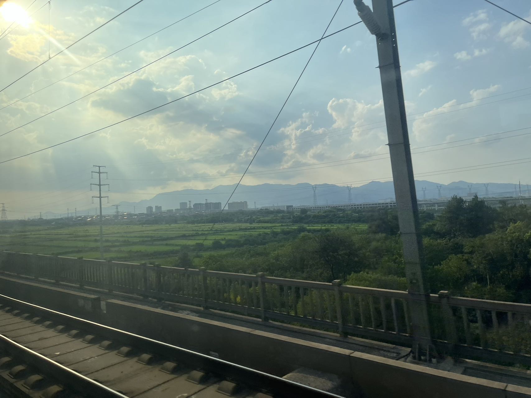 找旅游搭子