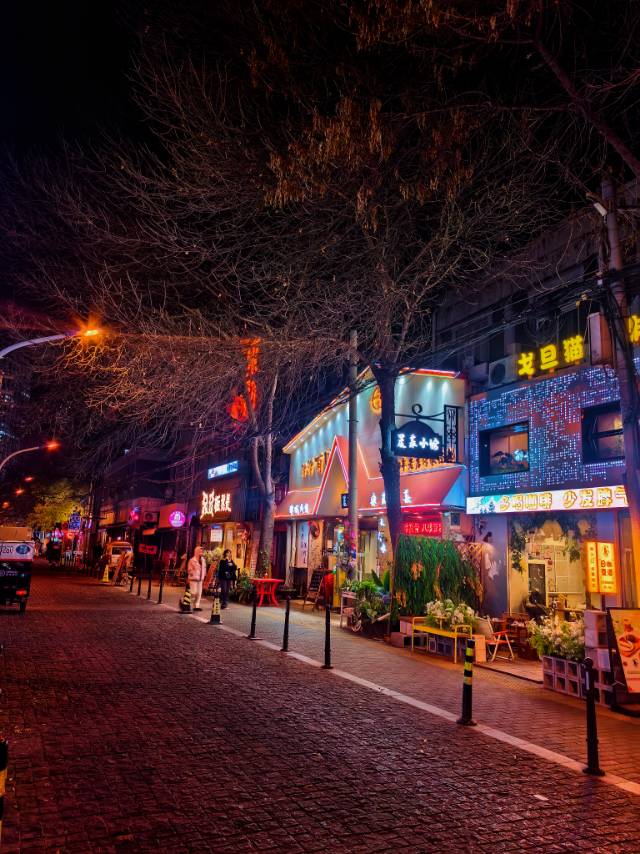 找35岁左右的女性搭子