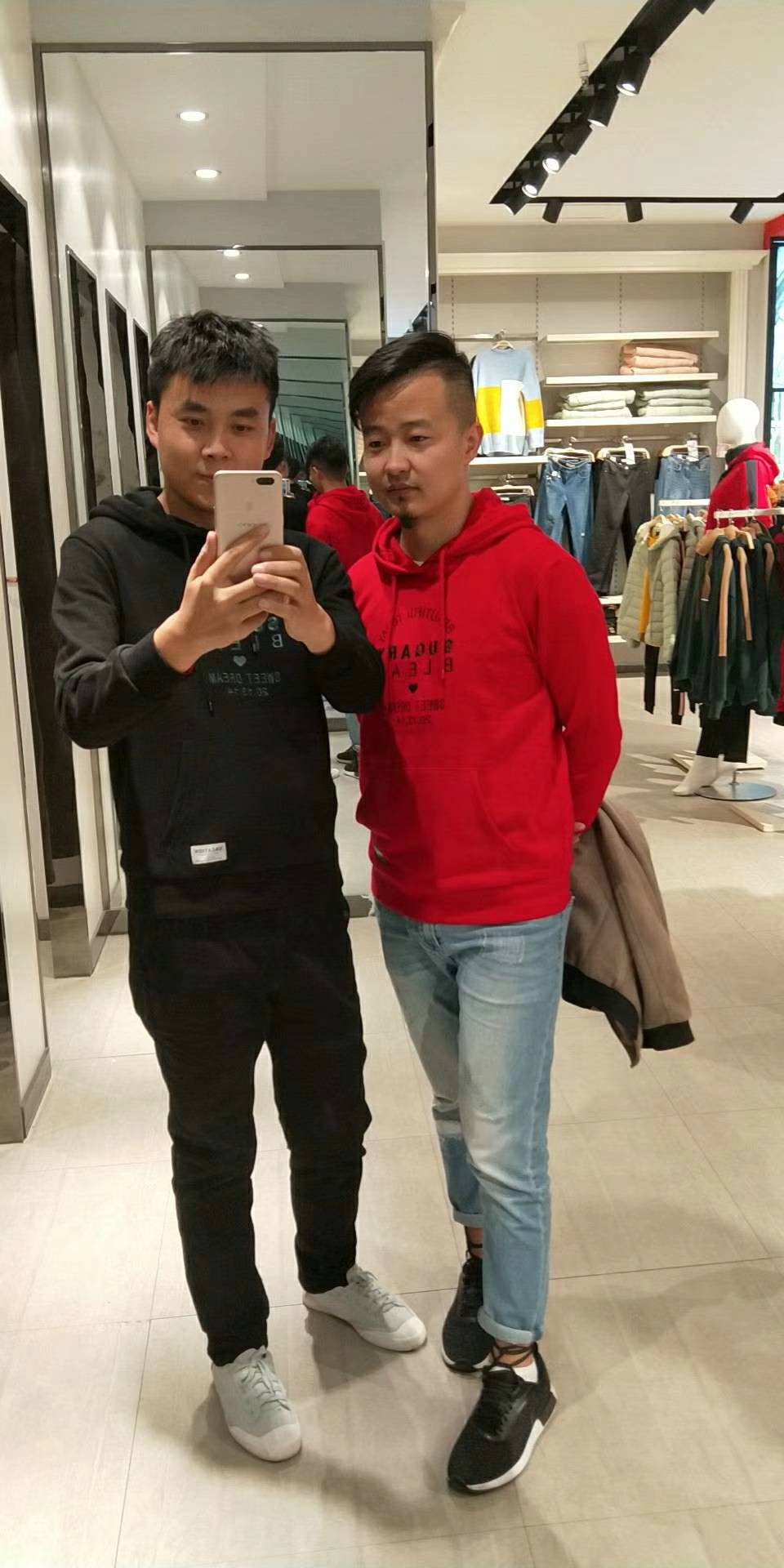 找吃饭聊天诉说心情搭子