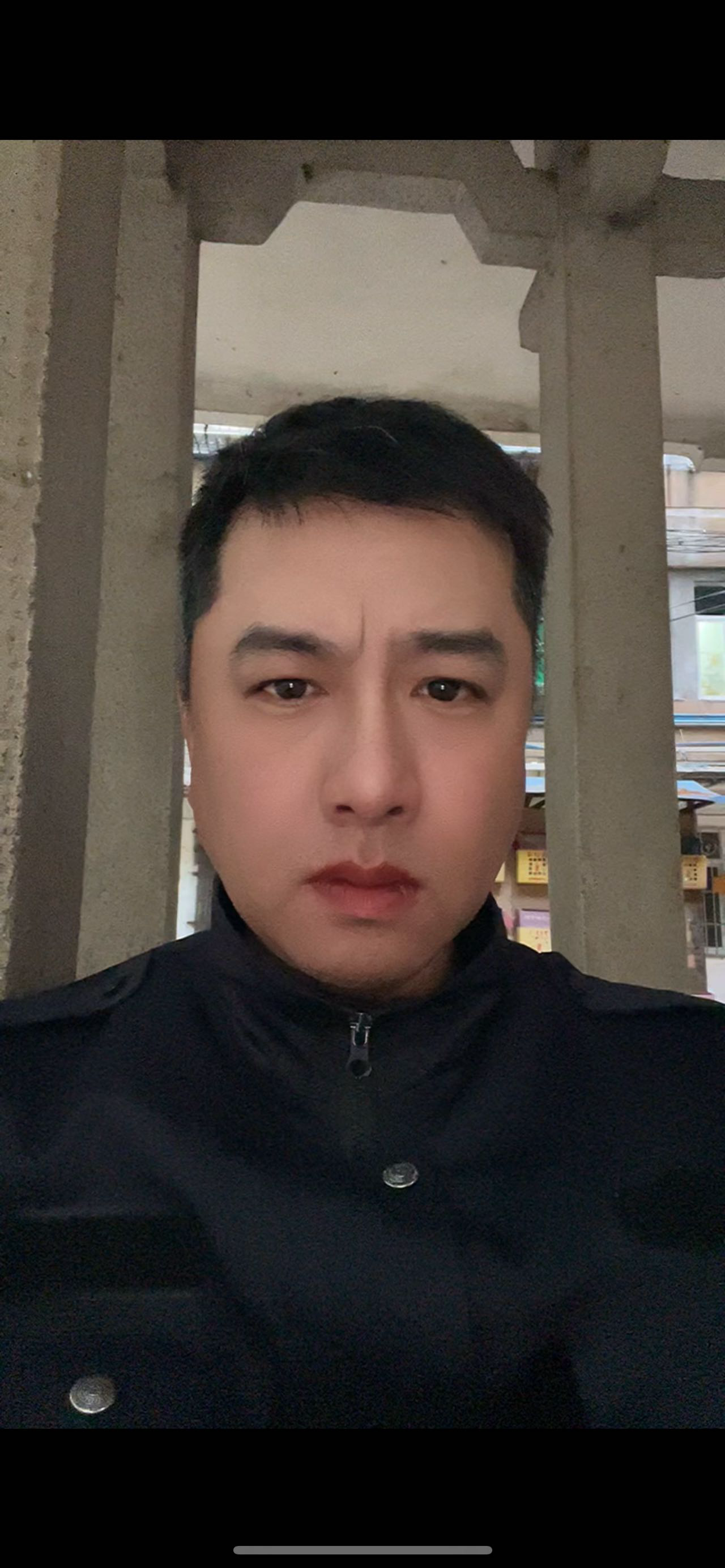 找幽默风趣搭子