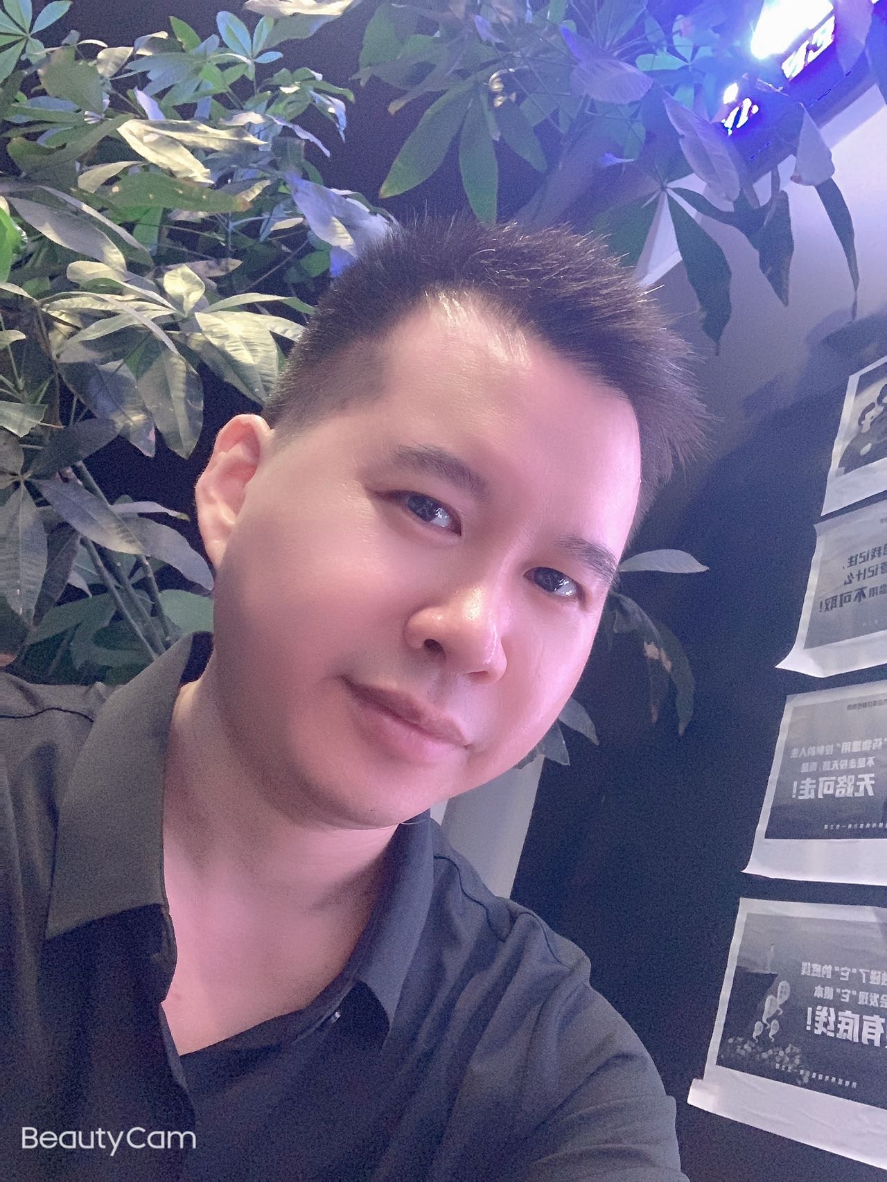 找爬山休闲搭子