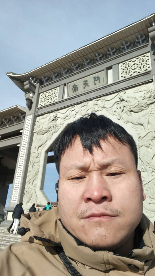 找逛街看看电影搭子