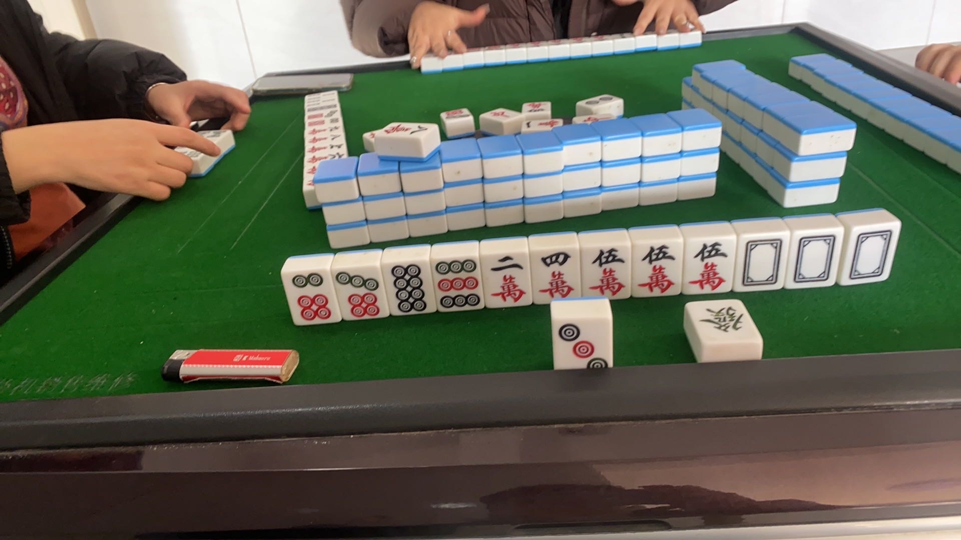 找运动吃饭搭子