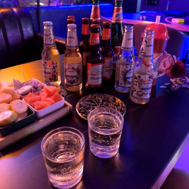 找唱k搭子