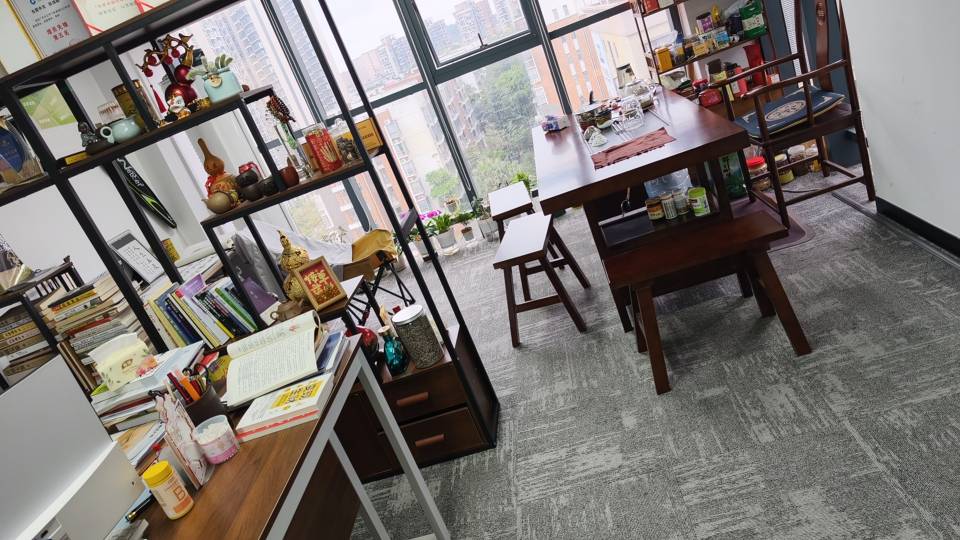 找旅游喝酒文艺搭子