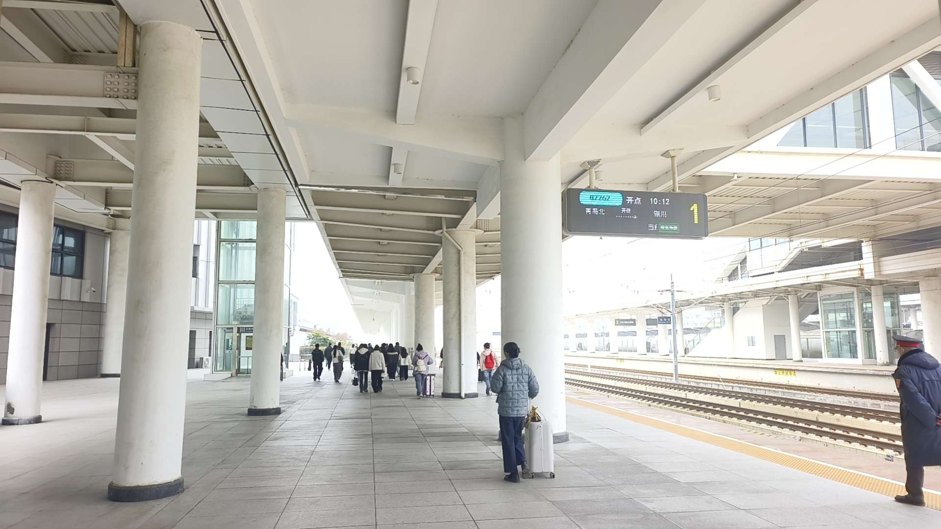 找打羽毛球搭子