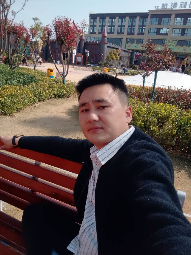 找跑步逛街搭子