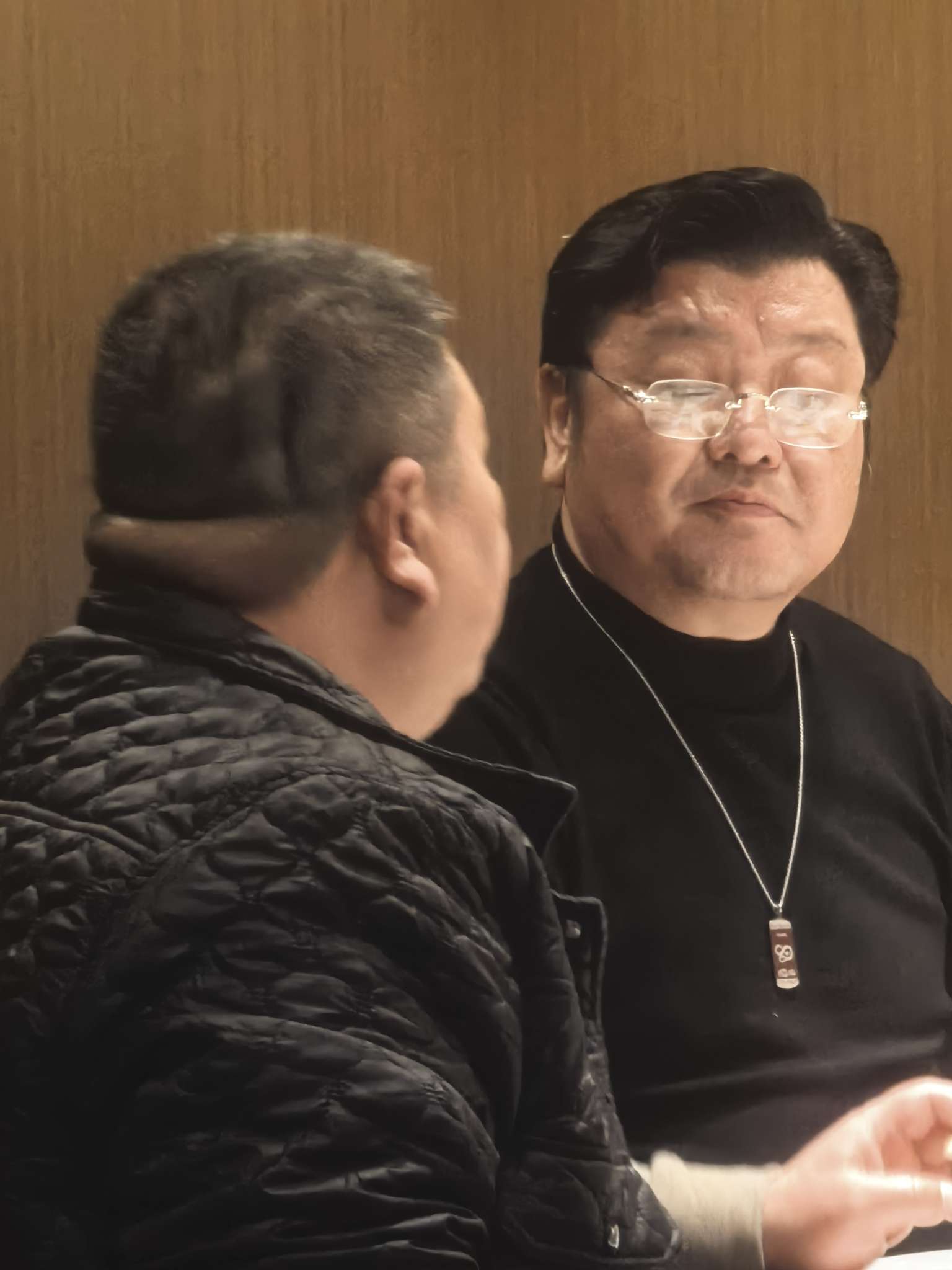 找喝酒聊天爱艺术搭子