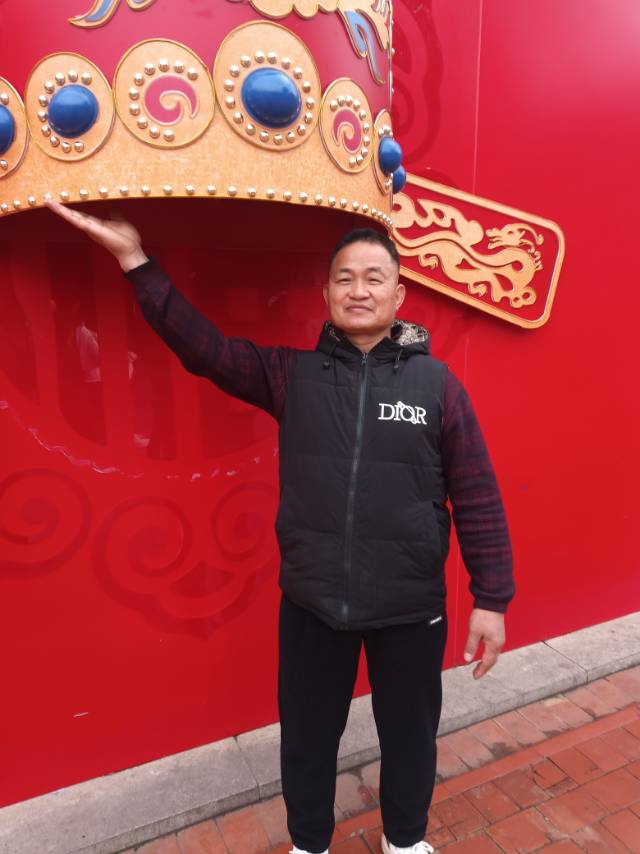 找唱歌跳舞打太极搭子