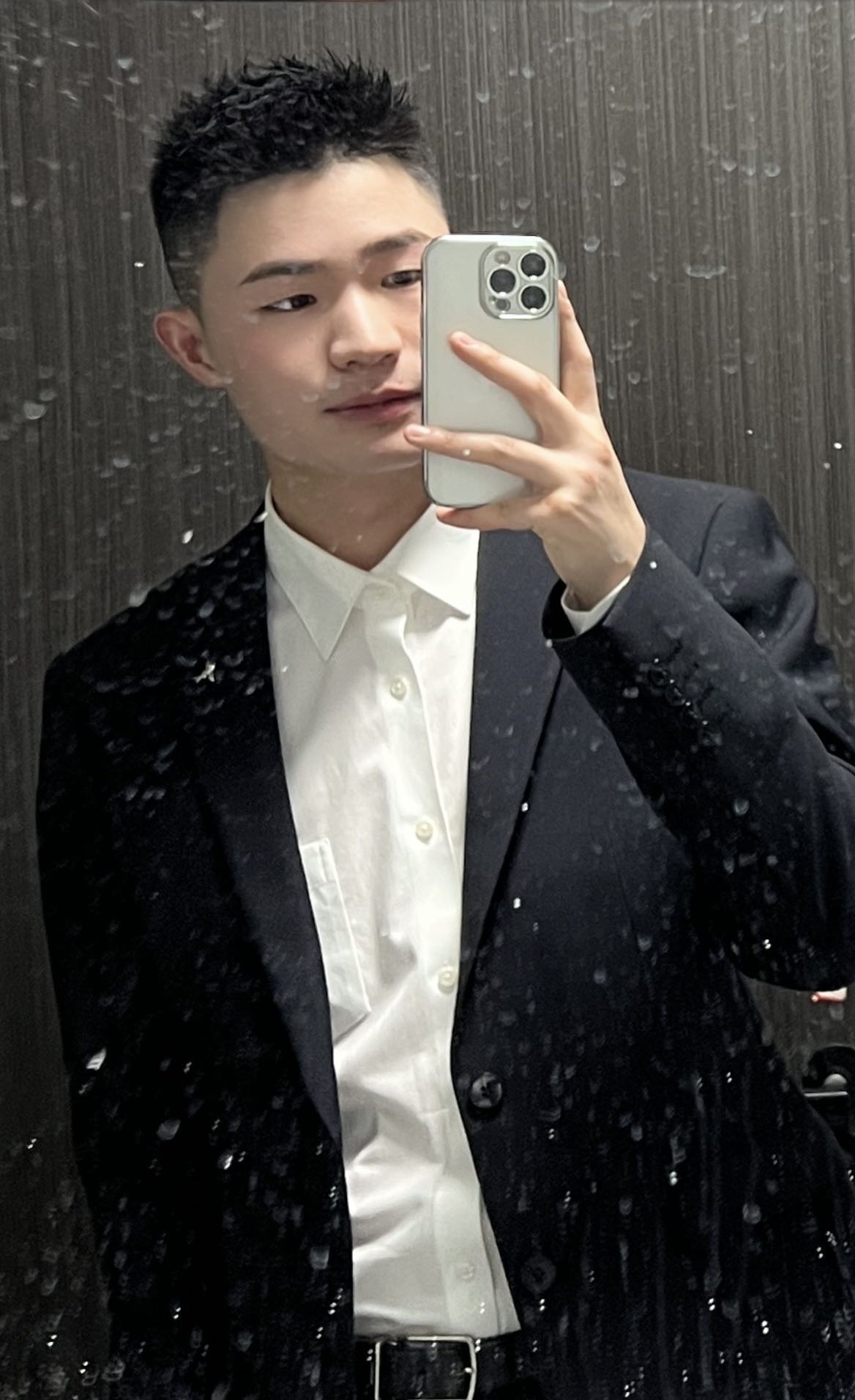 找吃饭逛街搭子