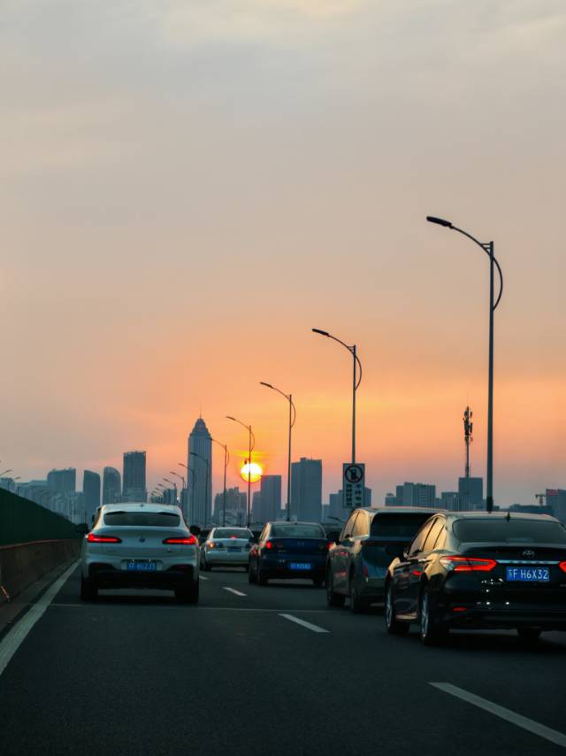 找吃饭看电影搭子