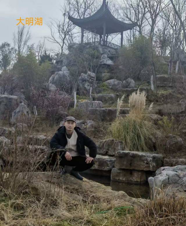 找节假日旅行搭子